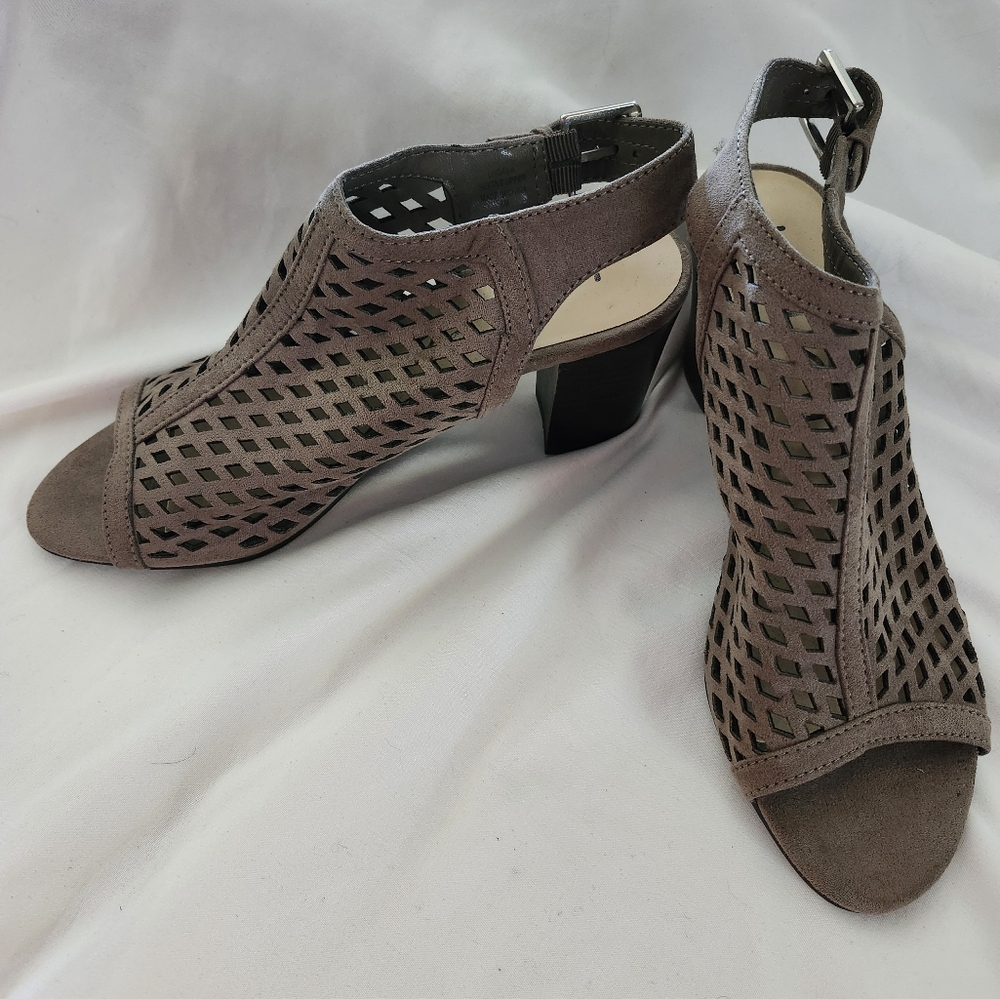 Unisa Lazer Cut Open Toes Ankle Boots 6M